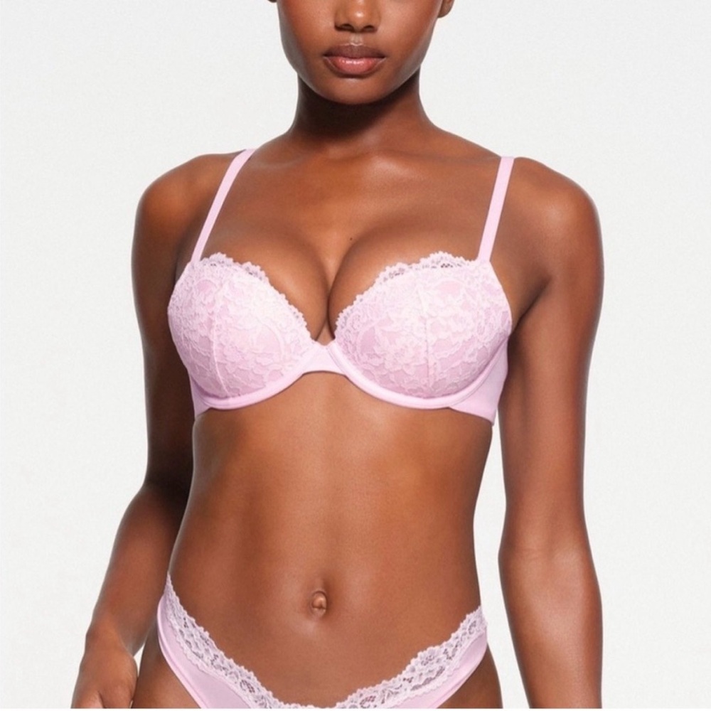 Skims Cherry Blossom Bra 34B